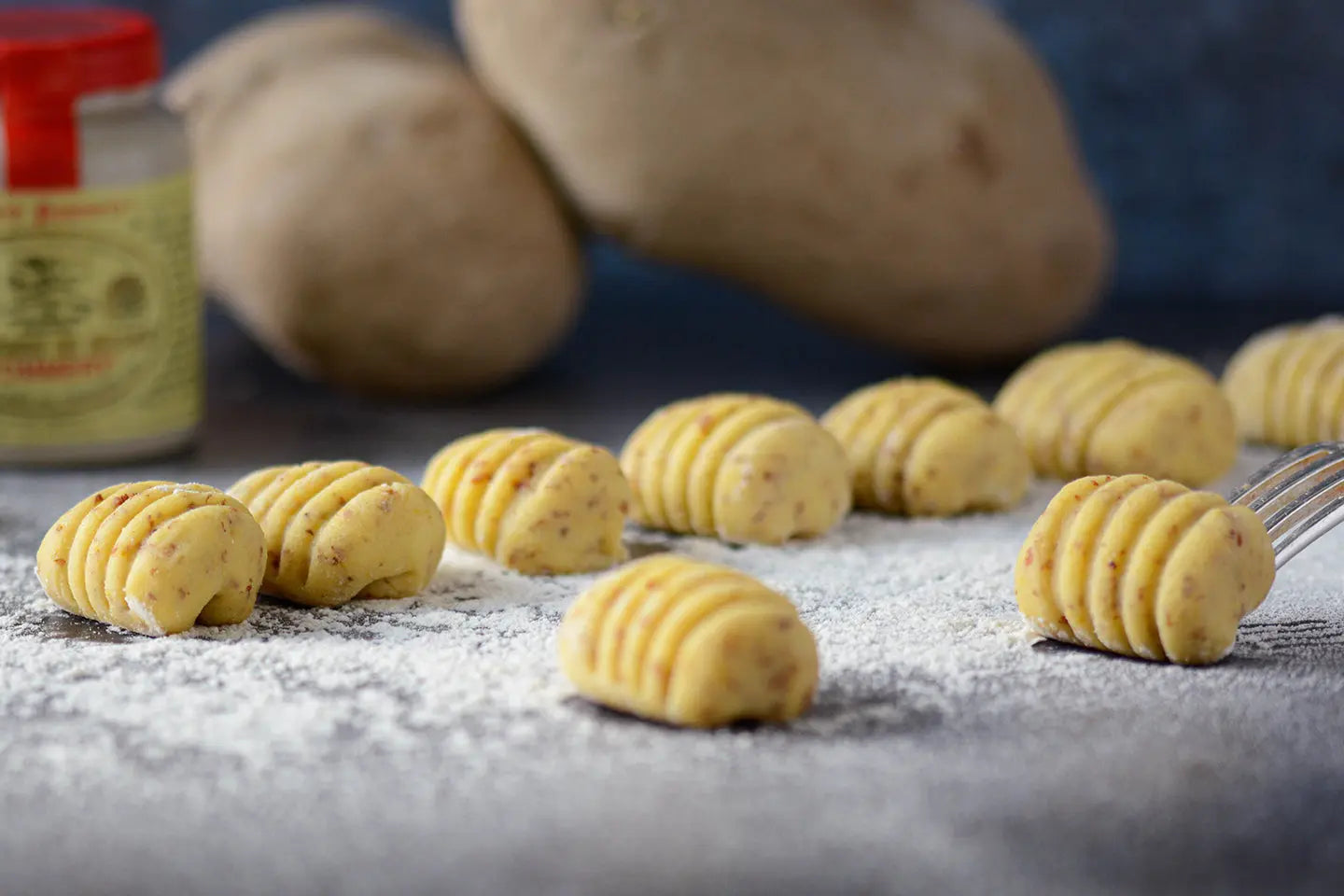 Gnocchi de pommes de terre à la moutarde ancienne