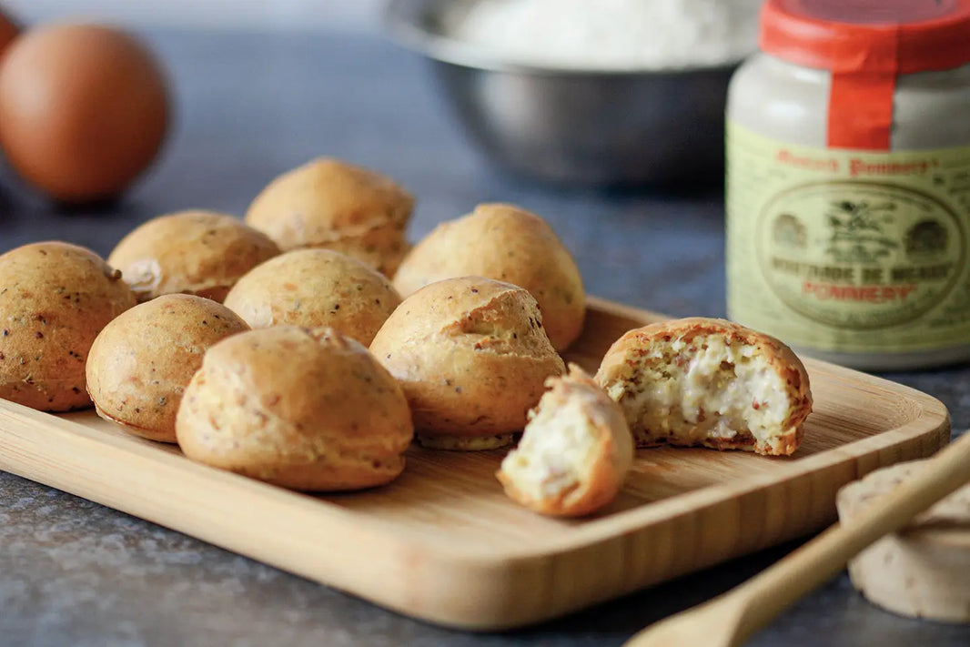 Gougères à la moutarde ancienne